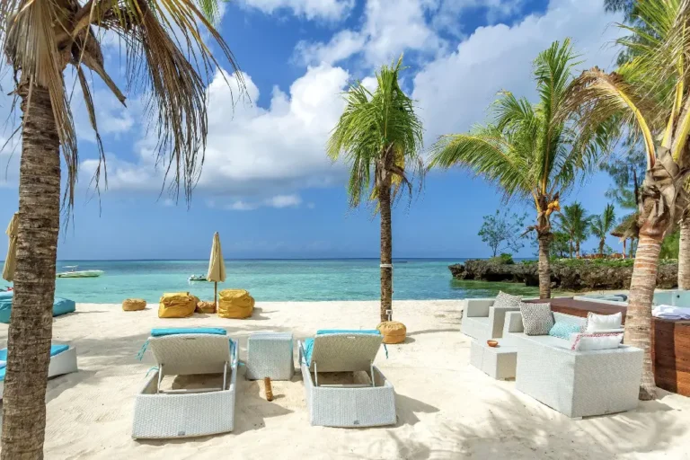12-days-kenya-bush-and-zanzibar-beach-private-safari-2