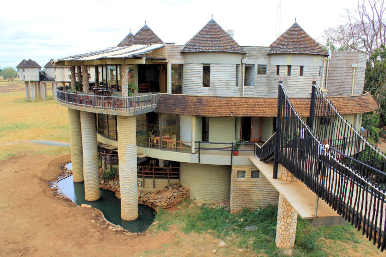 3-days-2-nights-sarova-saltlick-and-tsavo-west-private-safari-from-nairobi-3