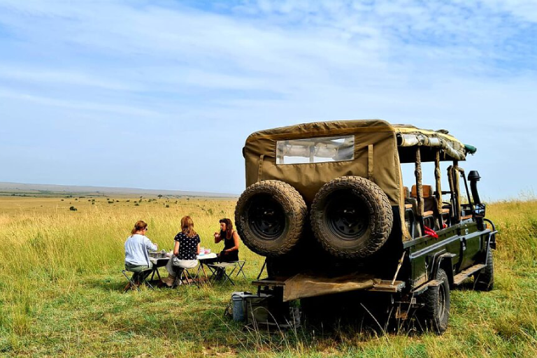 3-days-masai-mara-4x4-private-camp-safari-2